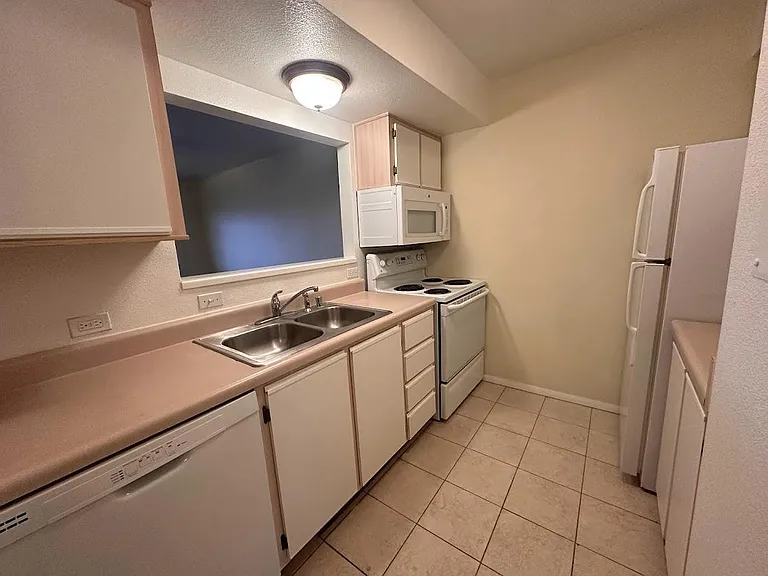 2210 Miguel Chavez Rd #1414 — Photo 7
