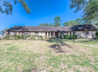 10 Kenny Ct, Alvin, TX 77511