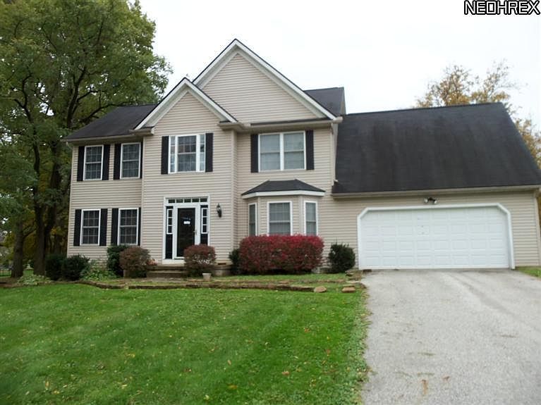 1st image of 48 Strecker Dr