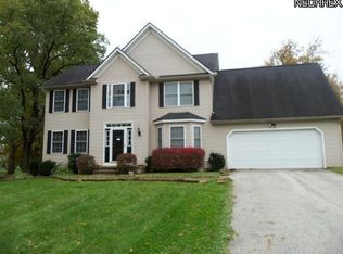 48 Strecker Dr, Tallmadge, OH
