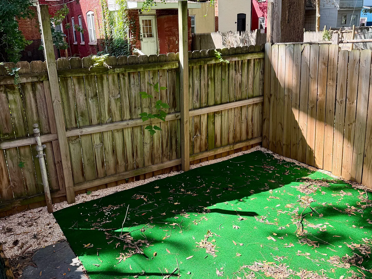 4 bed, 1255 sqft, $1,500 — Photo 2