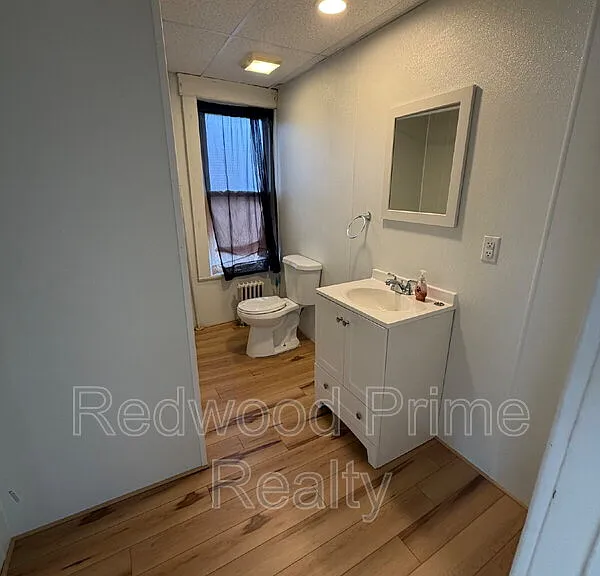 2901 Maple Ave #202 — Photo 7