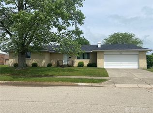 700 Larona Rd, Dayton, OH 45426