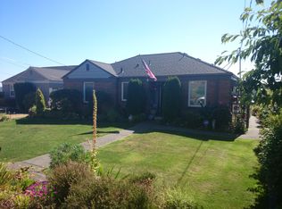 2566 25th Ave W, Seattle, WA 98199