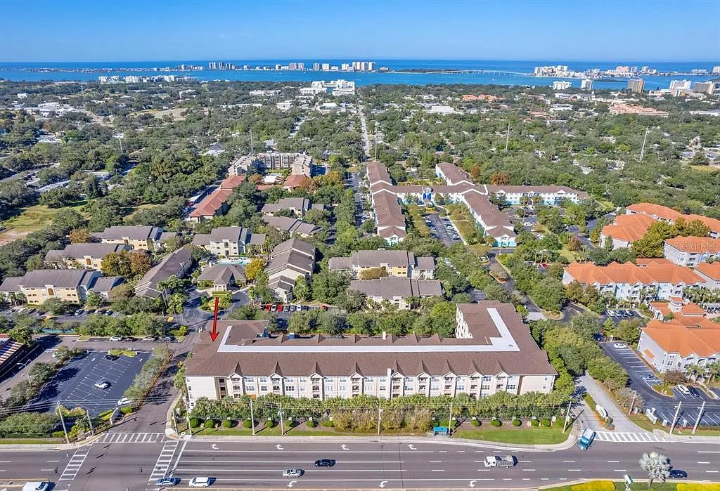 1 bed, 1.0 bath, 660 sqft, $1,600 — Photo 1