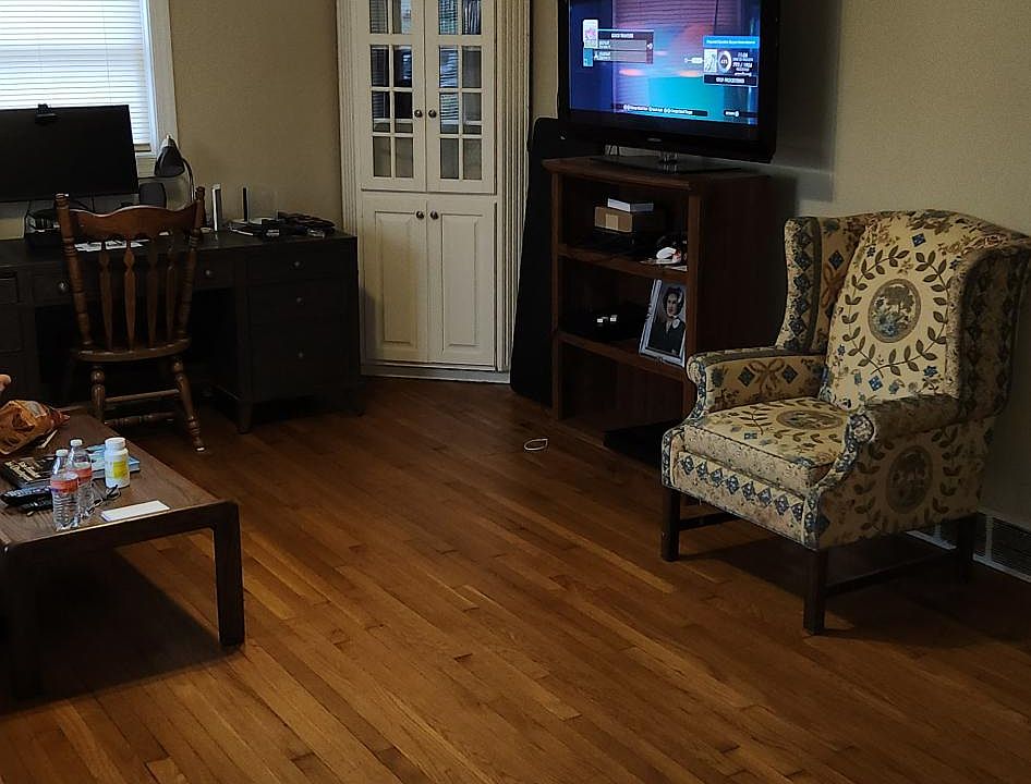 2nd image of 617 Anniston Dr