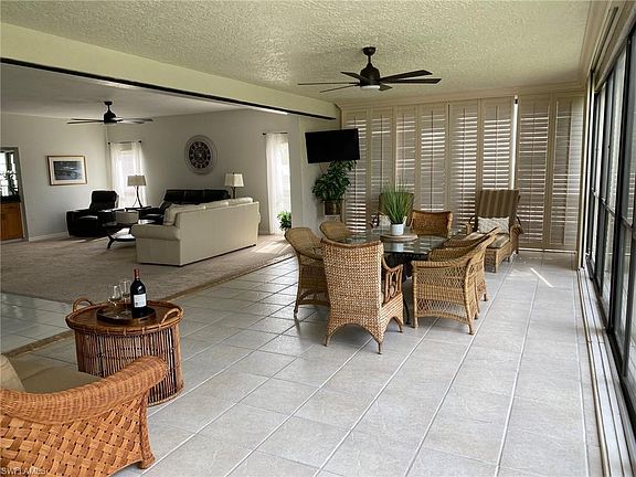 4th image of 752 Eagle Creek DR #201