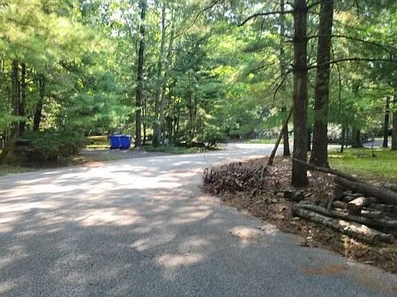 5th image of 34 Wakefield Dr