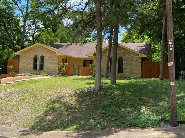 2621 Deep Hill Cir, Dallas, TX 75233