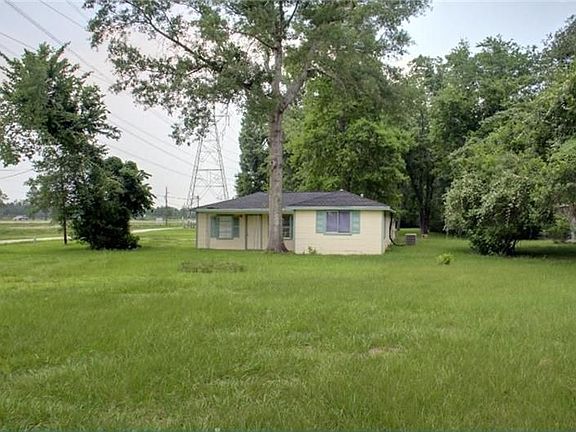 3rd image of 2030 N Houston Ave