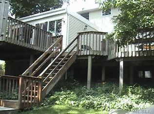 12 Anding Ave, Merrick, NY 11566