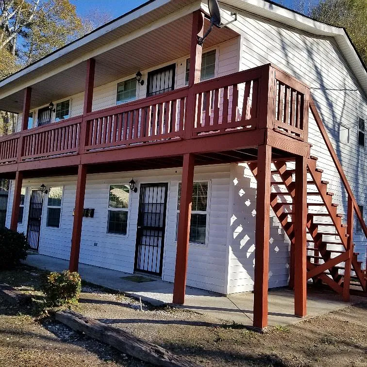 2605 Martin Luther King Hwy — Photo 1