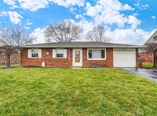 1134 Massachusetts Dr, Xenia, OH 45385