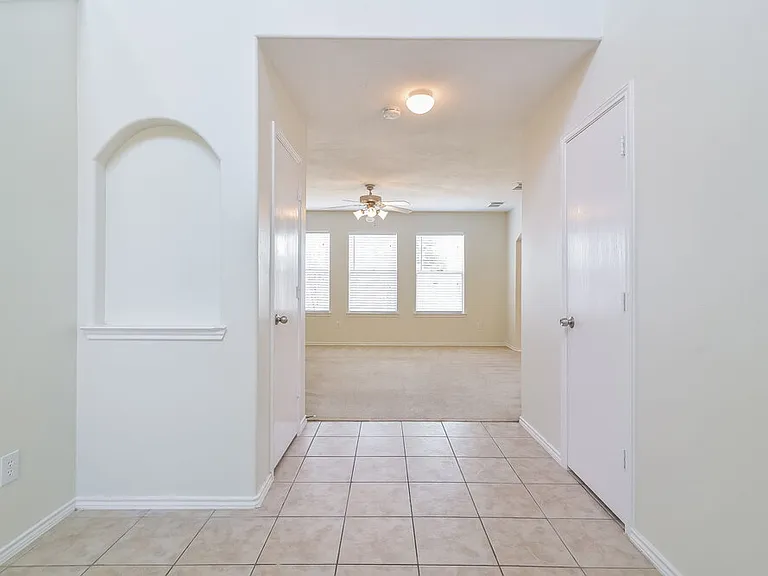 16347 Bantam Ridge Ct — Photo 2