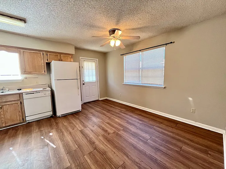 2907 Callaway Cir — Photo 7