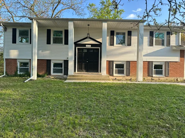 523 Circle Dr, University Park, IL 60484