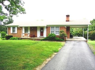 993 Holly Rd, Scottsville, VA 24590