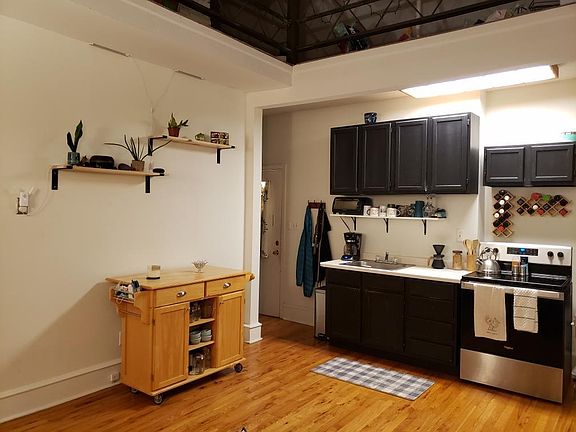 5th image of 283 Dayton Ave