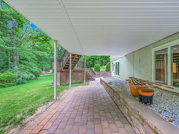 5th image of 50 Teaberry Cir