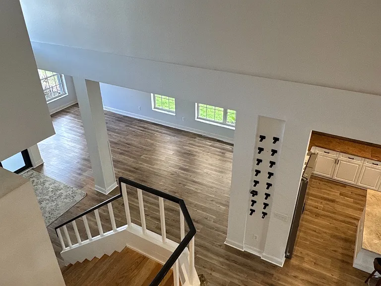 10894 Old Bridgeport Ln — Photo 38