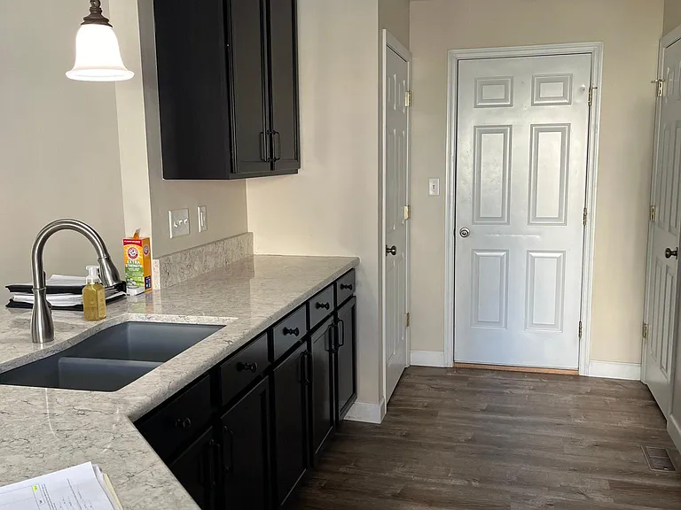503 Springhurst Pkwy — Photo 6