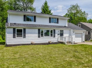 1352 Jonathan Ave SW, North Canton, OH 44720