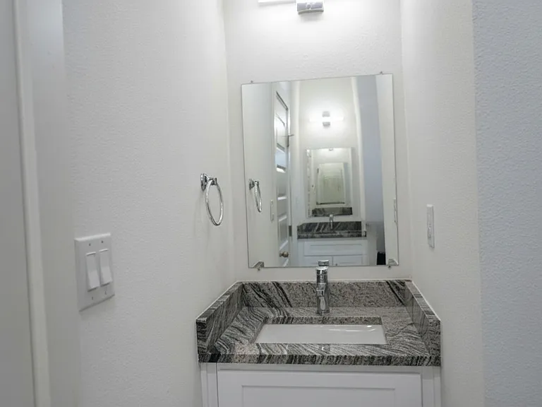 317 Whitestar Ln — Photo 20