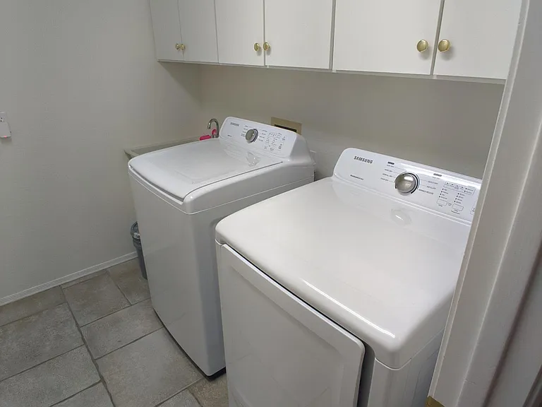7057 W Greenbriar Dr — Photo 68