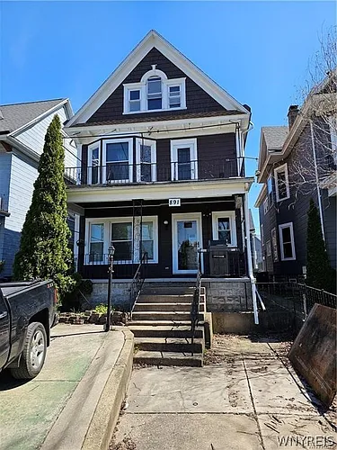 891 Richmond Ave #UPPER Photo 1