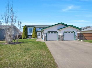 4114 E 65a St, Stettler, AB T4K 1E6