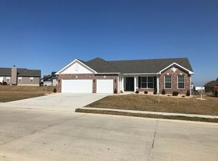 212 Schuman Dr, Ofallon, MO 63366