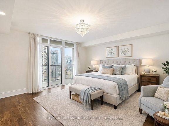 5th image of 80 Harrison Garden Blvd #1821