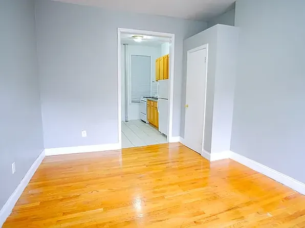 522 West 159th Street image 1 of 4