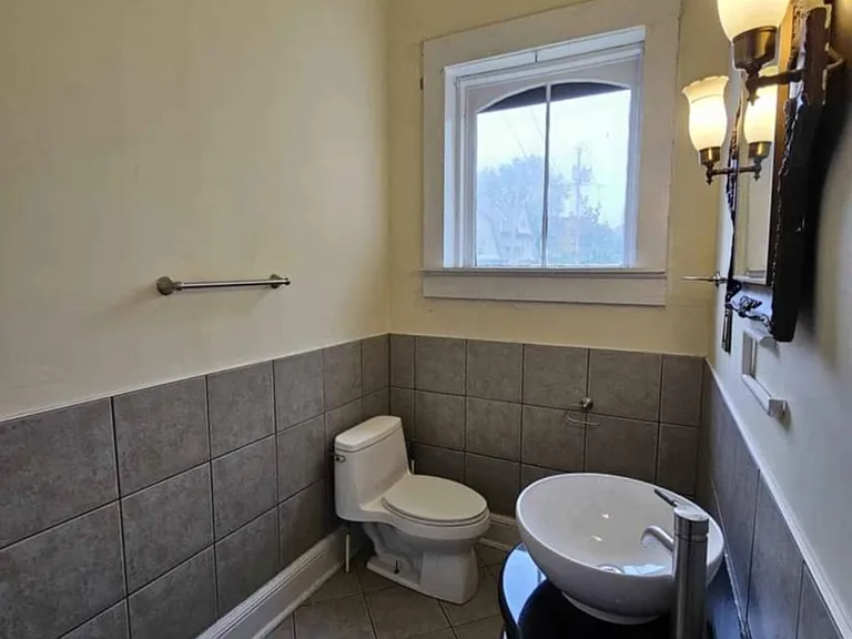 404 Park Ave #404 — Photo 8