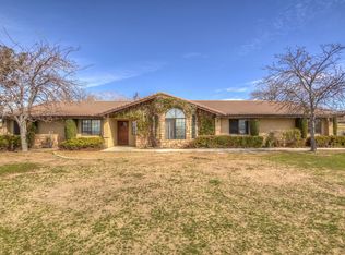 19350 Shoshonee Rd, Apple Valley, CA 92307