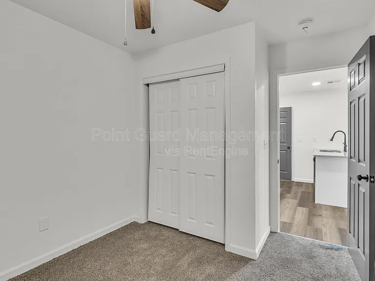321 W South Ave — Photo 35