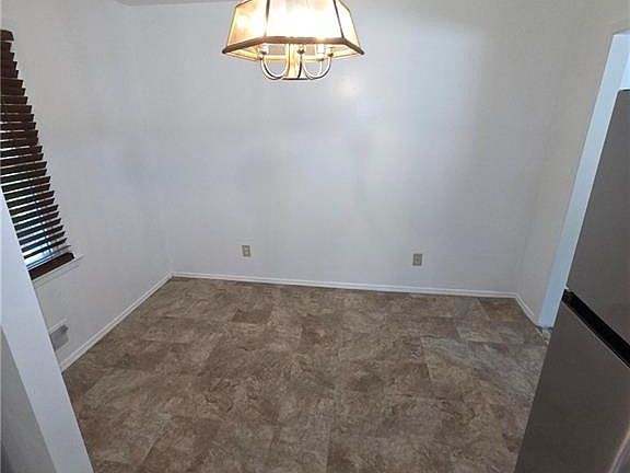 3rd image of 3129 Flat Shoals Rd