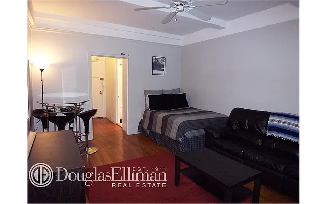 Rented by Douglas Elliman | media 15