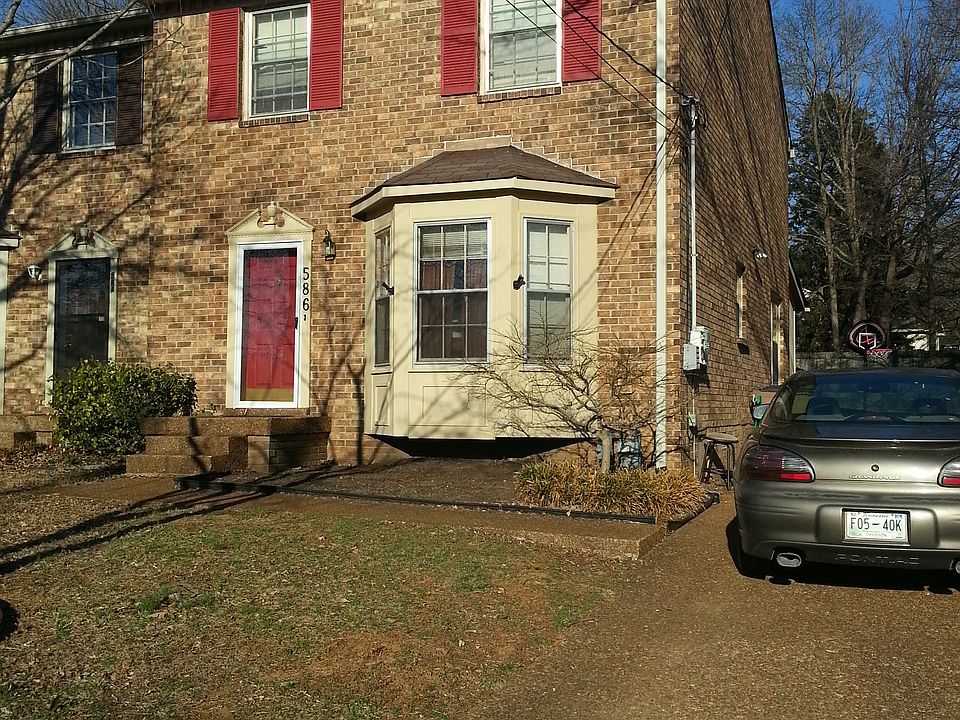 1st image of 586 Castlegate Dr