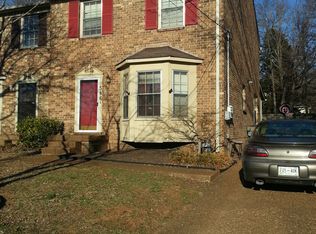 586 Castlegate Dr, Nashville, TN 37217