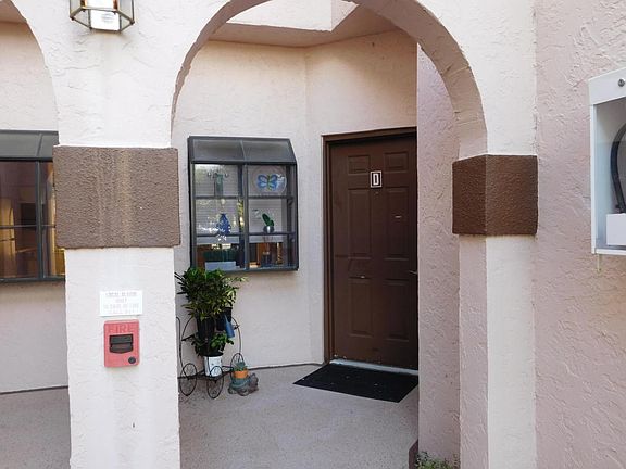 2nd image of 5454 Firenze Dr APT D