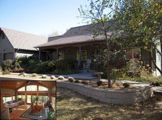 689 Edie Ln, Hudson, WI 54016