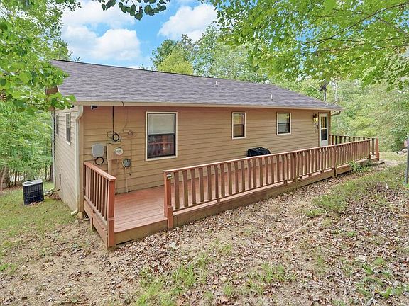 2nd image of 550 Evans Hollow Rd