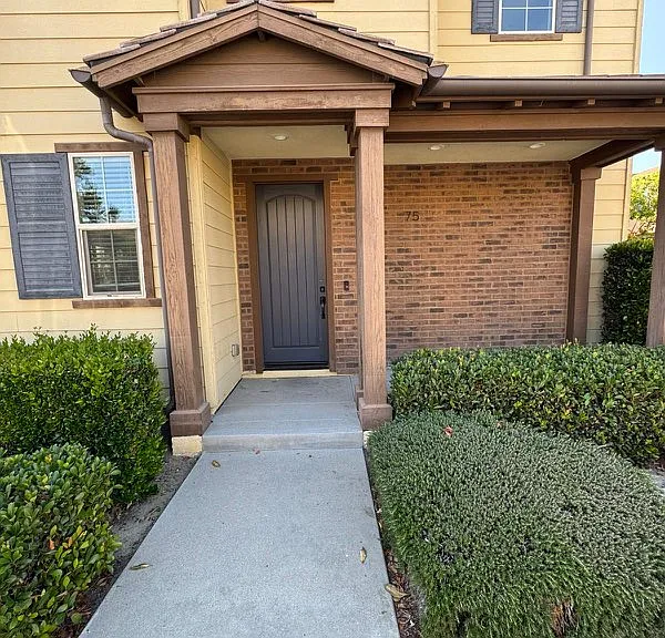 75 Majeza Ct — Photo 2