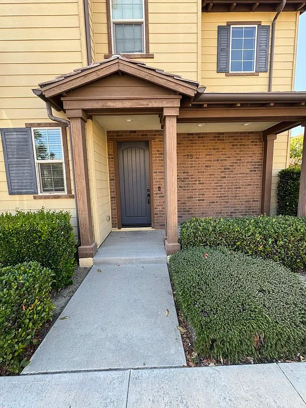 Building Photo - 75 Majeza Ct