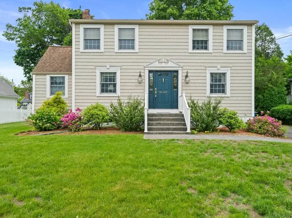 205 River St, Braintree, MA 02184