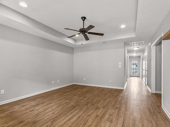3rd image of 6632 Cooperstown Cir
