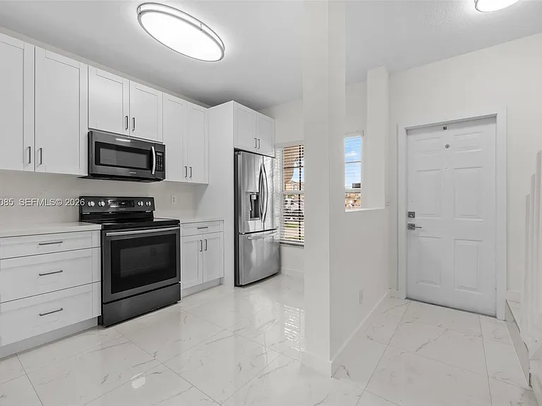 12133 SW 3rd St #12133 — Photo 6