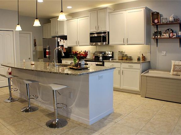 4th image of 6034 Evansbrook Dr
