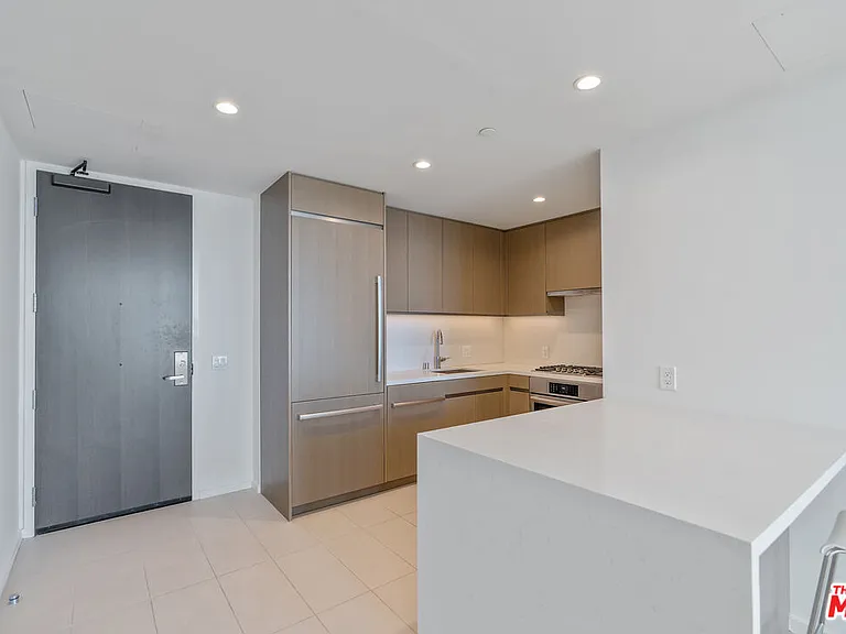 889 Francisco St #3801 — Photo 8